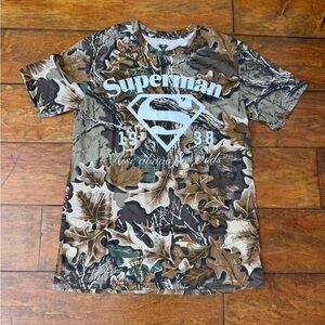Men’s Superman camouflage T-shirt, size medium
New with tags
